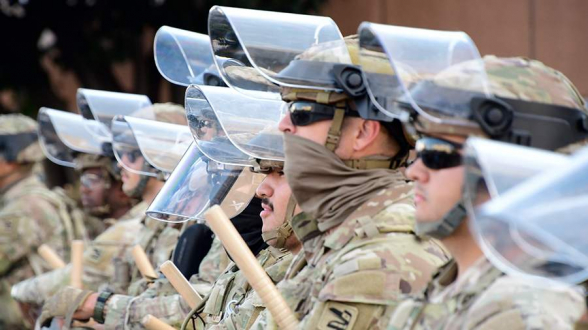 Трамп заявил о намерении ввести нацгвардию США в Балтимор